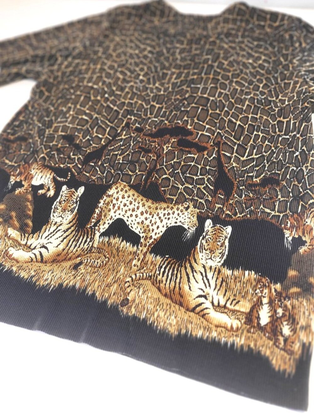 Safari Plissé Top Tiger Leopard Print Short Sleeve Blouse - Picture 3 of 13